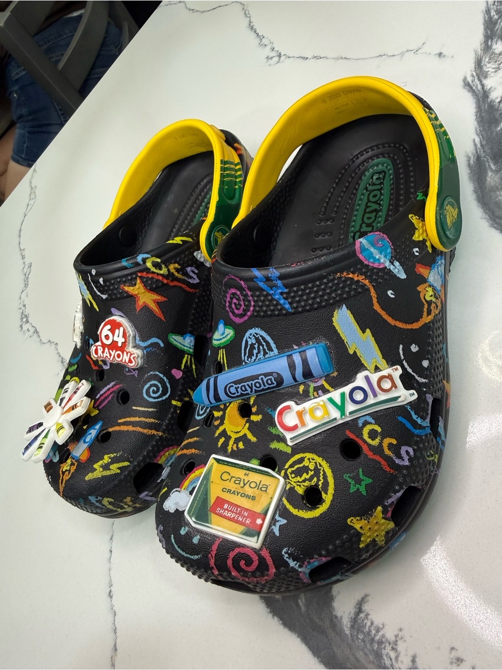 Crocs Crayola Classic Clogs Black Jibbitz Art School Shoes Kids Size J 2